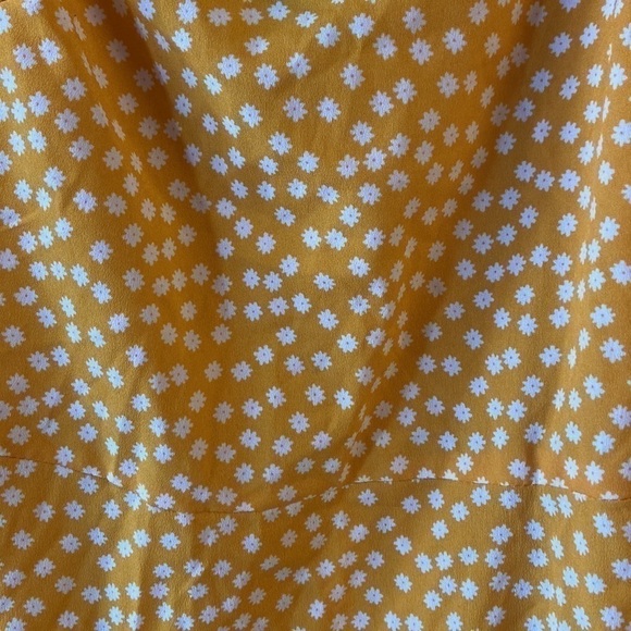 Small Yellow Dress - Picture 2 of 6